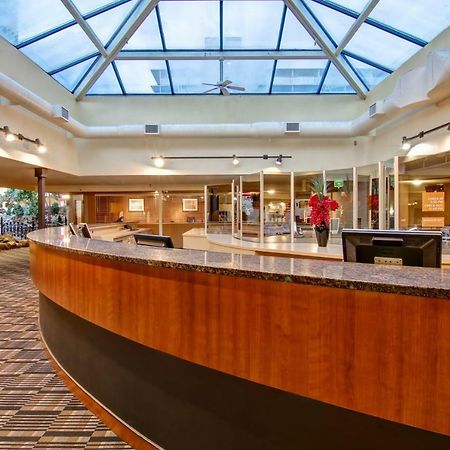 Edmonton Inn And Conference Centre Esterno foto