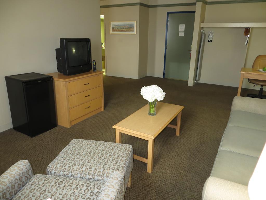 Edmonton Inn And Conference Centre Esterno foto