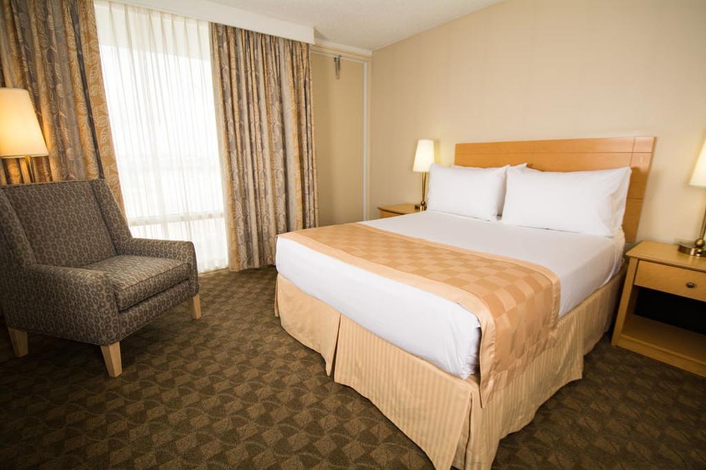 Edmonton Inn And Conference Centre Esterno foto