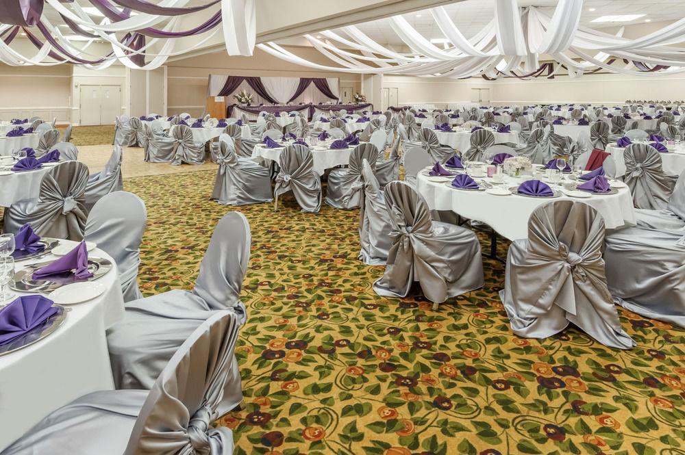Edmonton Inn And Conference Centre Esterno foto