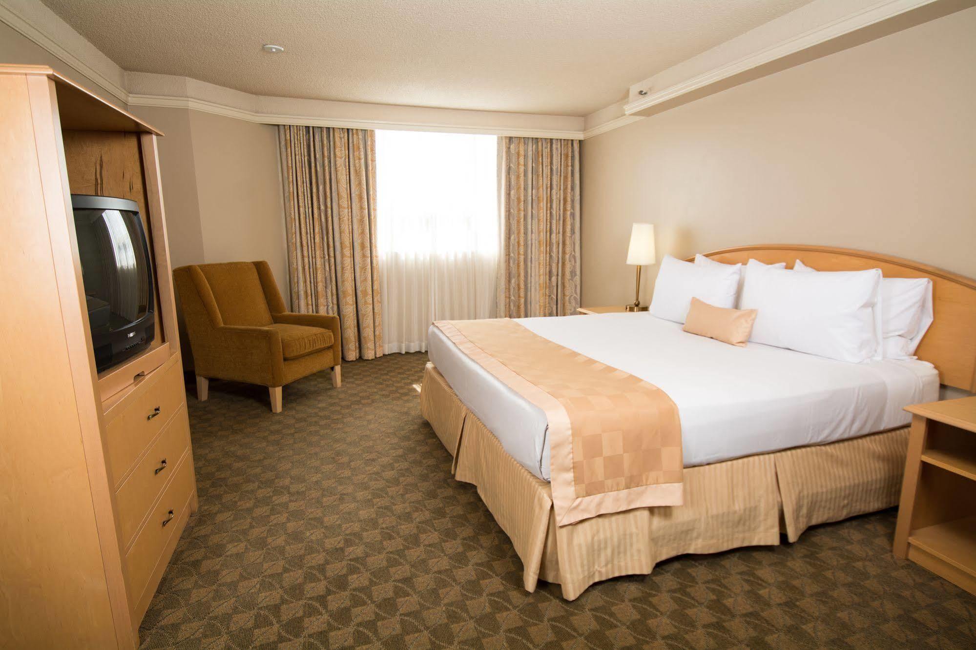 Edmonton Inn And Conference Centre Esterno foto