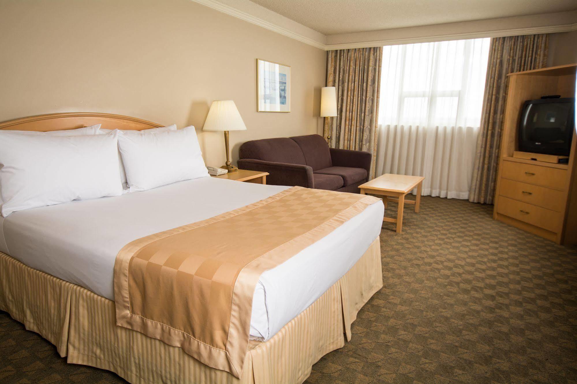 Edmonton Inn And Conference Centre Esterno foto